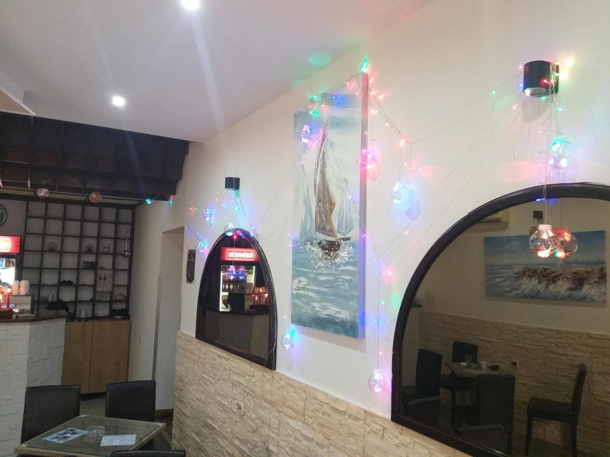 Buffet M Apartments And Rooms Obrovac Ngoại thất bức ảnh